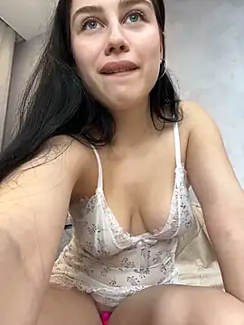 ChrisOnlyOne online show from December 2, 2:31 am