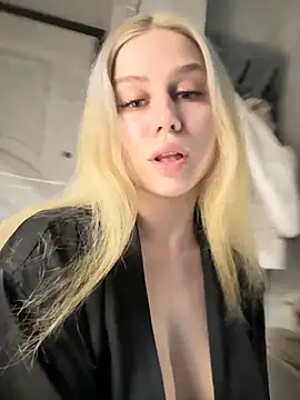 ChrisOnlyOne online show from March 15, 9:16 pm