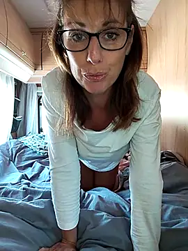 misslynexxx online show from March 26, 8:09 am