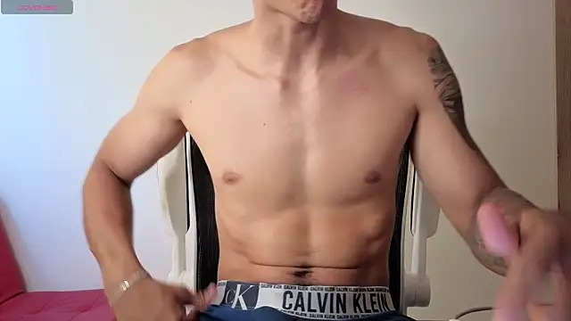 Cristopher23  online show from February 20, 8:09 pm