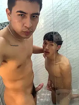 Snapshot of roguer_darkk chatting on January 15, 2:13 pm roguer darkk online show from January 15, 2:13 pm