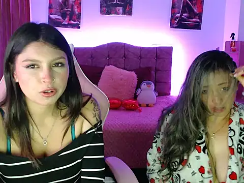 Snapshot of Melanyy_100 chatting on March 13, 3:11 am Melanyy 100 online show from March 13, 3:11 am
