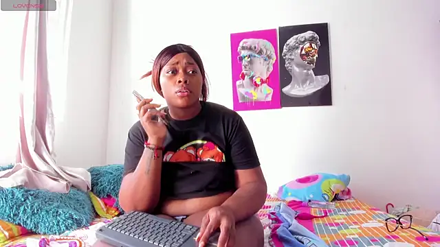 Lilybaudinx96 online show from November 14, 8:07 pm