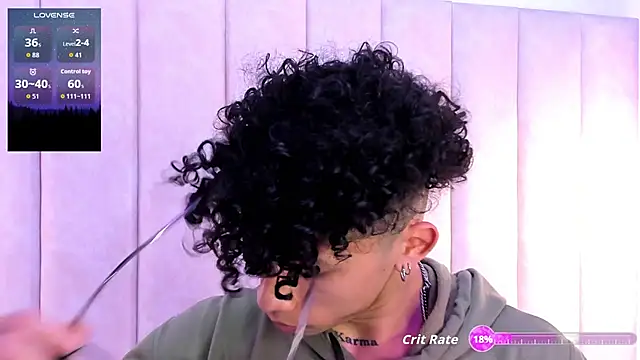 Snapshot of AkazaBoy_ chatting on September 24, 8:23 pm AkazaBoy  online show from September 24, 8:23 pm