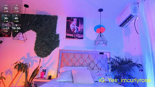 CurlyRose   online show from September 9, 10:20 pm