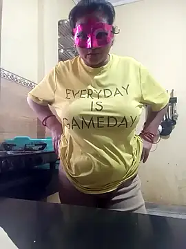 Snapshot of Punjabi_beauty123 chatting on February 23, 3:35 am Punjabi beauty123 online show from February 23, 3:35 am