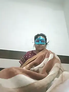 Punjabi beauty123 online show from December 18, 6:30 am