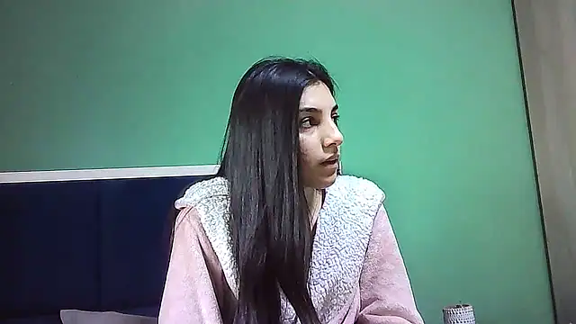 Snapshot of Ahotkittyxxx chatting on January 6, 8:57 am Ahotkittyxxx online show from January 6, 8:57 am