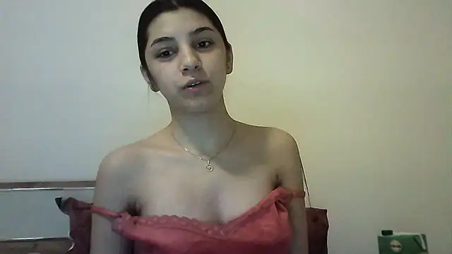 Snapshot of Ahotkittyxxx chatting on October 25, 5:48 am Ahotkittyxxx online show from October 25, 5:48 am