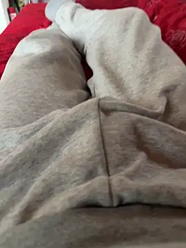 Snapshot of daubine46 chatting on March 15, 4:02 pm daubine46 online show from March 15, 4:02 pm