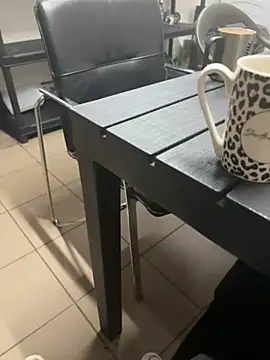 Snapshot of daubine46 chatting on March 27, 8:26 am daubine46 online show from March 27, 8:26 am