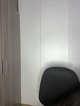 floriamANDjazmin online show from February 24, 6:28 pm