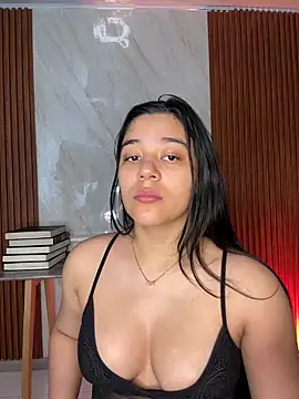 floriamANDjazmin online show from June 16, 6:54 pm