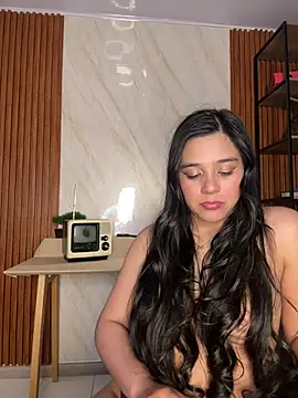 floriamANDjazmin online show from June 23, 9:13 pm