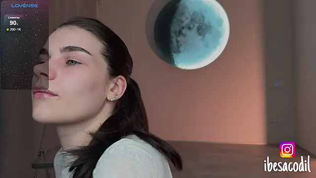 adriana allien online show from May 12, 9:56 pm