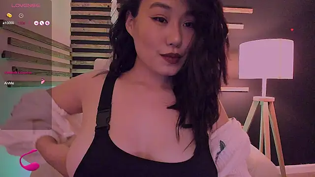 Snapshot of kimmy_chi_ chatting on January 6, 6:10 pm kimmy chi online show from January 6, 6:10 pm