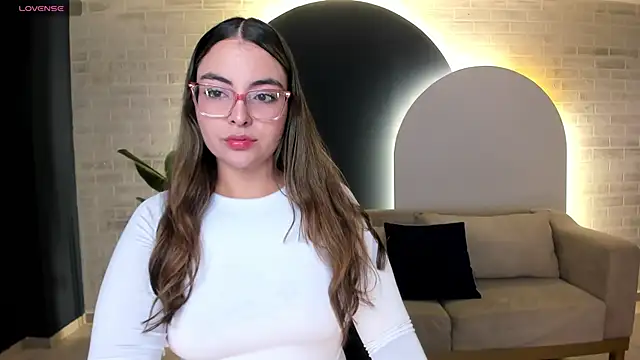 AllisonRogersX online show from May 8, 10:31 am