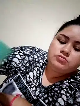 Snapshot of Kiara_Anjo22 chatting on December 3, 11:02 pm Kiara Anjo22 online show from December 3, 11:02 pm