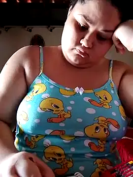 Snapshot of Kiara_Anjo22 chatting on January 13, 6:59 pm Kiara Anjo22 online show from January 13, 6:59 pm