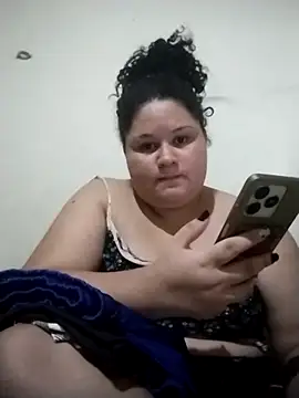Snapshot of Kiara_Anjo22 chatting on February 19, 5:16 pm Kiara Anjo22 online show from February 19, 5:16 pm