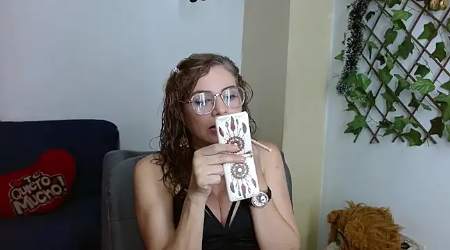  melisaa  online show from December 16, 7:32 pm