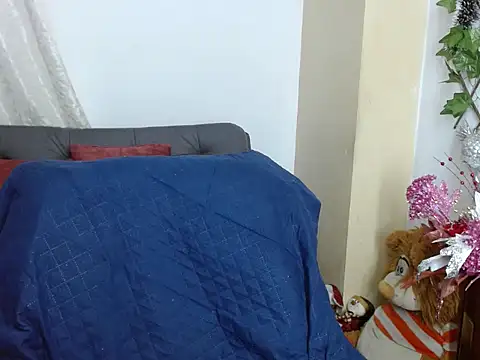  melisaa  online show from December 28, 8:47 pm