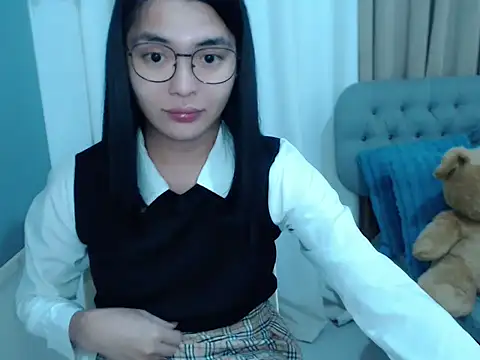 Snapshot of zhaviahale21 chatting on October 12, 3:33 pm zhaviahale21 online show from October 12, 3:33 pm