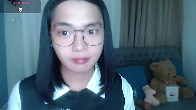 zhaviahale21 online show from July 17, 8:57 pm