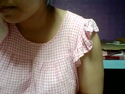 Mimi18x online show from October 2, 12:17 am