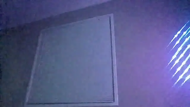 Snapshot of PETER-RABIT chatting on December 24, 10:11 am PETER-RABIT online show from December 24, 10:11 am