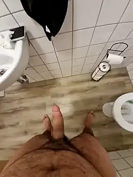 Snapshot of Cem-aus-Nrw-Krefeld chatting on January 28, 11:28 pm Cem-aus-Nrw-Krefeld online show from January 28, 11:28 pm