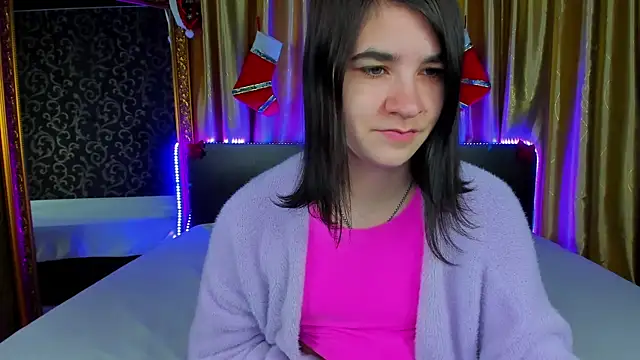  Polly Love  online show from December 17, 7:14 am