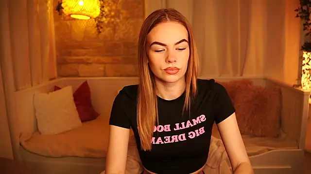 sn0w barbie online show from February 20, 9:22 am