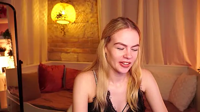 sn0w barbie online show from October 7, 9:28 am