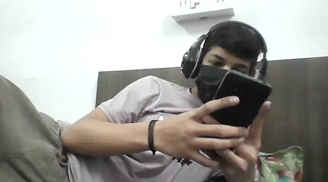 Snapshot of kartikisaredflag chatting on February 1, 5:47 pm kartikisaredflag online show from February 1, 5:47 pm