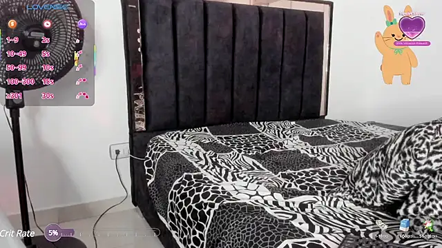 Snapshot of Moon_Sammy chatting on February 4, 4:08 pm Moon Sammy online show from February 4, 4:08 pm