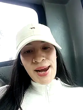 Snapshot of SAMANTHA-16_ chatting on December 4, 3:54 pm SAMANTHA-16 online show from December 4, 3:54 pm