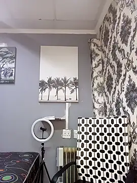 Snapshot of DickDiva1 chatting on February 2, 9:08 am DickDiva1 online show from February 2, 9:08 am