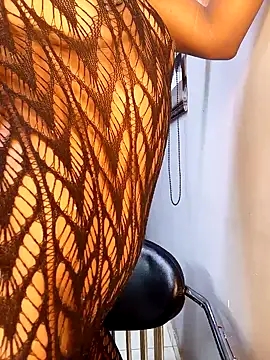 Snapshot of DickDiva1 chatting on February 21, 2:06 am DickDiva1 online show from February 21, 2:06 am