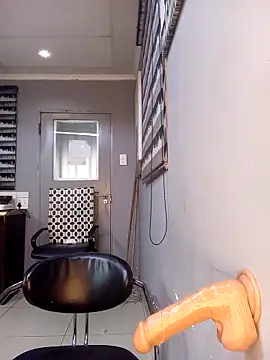 Snapshot of DickDiva1 chatting on March 16, 2:55 pm DickDiva1 online show from March 16, 2:55 pm