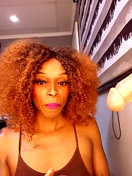 Snapshot of DickDiva1 chatting on March 21, 10:39 pm DickDiva1 online show from March 21, 10:39 pm