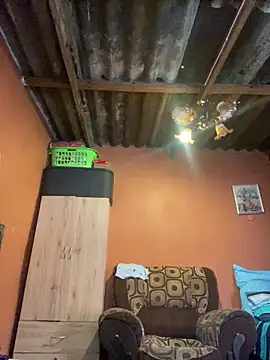 skyfall200 online show from October 9, 5:05 am