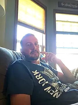 MrMechanic38 online show from March 28, 11:48 pm