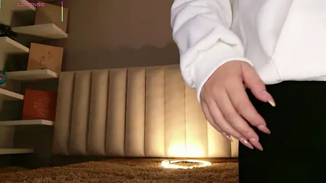 Megan mooree  online show from February 14, 12:24 pm