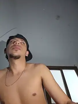Snapshot of Elputas chatting on August 4, 2:30 pm Elputas online show from August 4, 2:30 pm