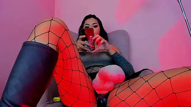 Agnes jones  online show from December 20, 4:04 pm