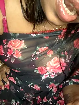 Snapshot of IndieSM chatting on February 21, 7:15 pm IndieSM online show from February 21, 7:15 pm