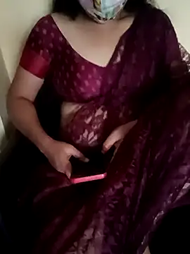 Snapshot of yourtamilcouple chatting on December 12, 10:34 am yourtamilcouple online show from December 12, 10:34 am