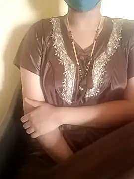 Snapshot of yourtamilcouple chatting on December 24, 6:44 am yourtamilcouple online show from December 24, 6:44 am