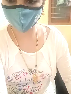 Snapshot of yourtamilcouple chatting on December 26, 12:05 pm yourtamilcouple online show from December 26, 12:05 pm